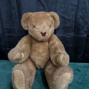 The Vermont Teddy Bear company, 16”:Teddy Bear
